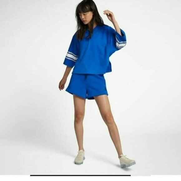 Nike Lab Top Womens L Collection Tee Hyper Cobalt Blue Crop Top V Neck Pullover - Picture 6 of 14